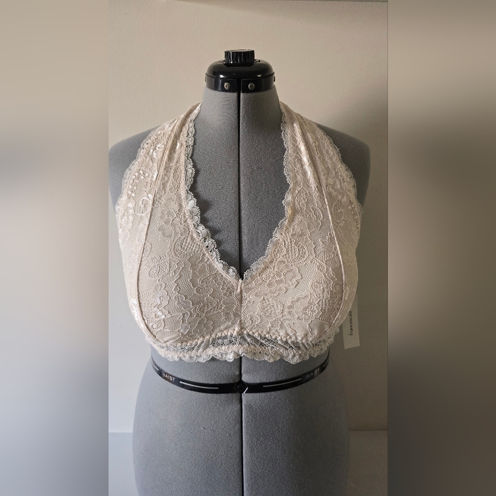 Francesca’s Beige Lace Halter Bralette XL Boho NWT